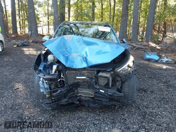 2016 Hyundai Tucson Limited with VIN KM8J33A27GU061924, listed as a IAAI auction lot 43466309 with 73,258 mi miles and . Bid and sale history available at DreamBid. Image 13.