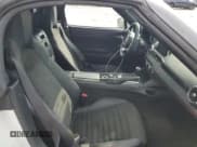 ✅ 2017 FIAT 124 Spider Lusso • VIN: JC1NFAEK4H0125824 • Lot: 69392535. Wystawiony na Copart z przebiegiem 65 432 mil. Bezpłatny archiwum sprzedaży aukcyjnych z USA i szczegółowy raport historii pojazdu na DreamBid. Zdjęcie 10.