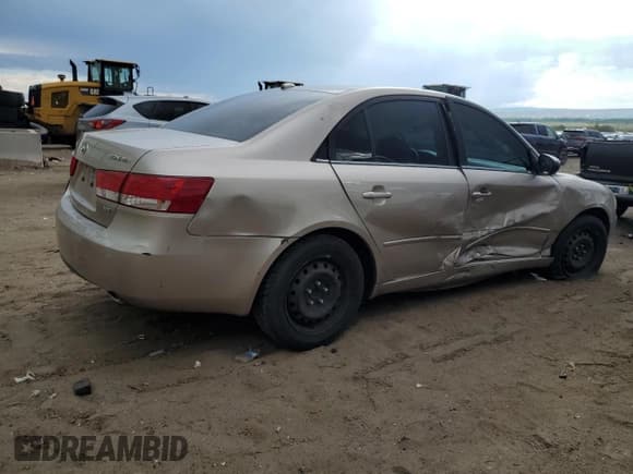 ✅ 2008 Hyundai Sonata GLS • VIN: 5NPET46F38H389960 • Лот: 71850174. Опубликован ранее на Copart с пробегом 217 322 миль. Бесплатный доступ к архиву аукционных продаж из США и подробный отчёт об истории автомобиля на DreamBid. Изображение 3.
