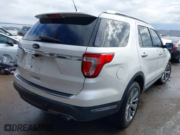 2018 Ford Explorer Limited z VIN 1FM5K8F88JGA21341, wystawiony jako IAAI lot #43265806 z przebiegiem Nie podano mil oraz . Historia ofert i sprzedaży dostępna na DreamBid. Obrazek 4.