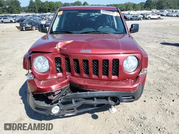 ✅ 2014 Jeep Patriot Sport • VIN: 1C4NJRBB6ED625332 • Lot: 84965015. Wystawiony na Copart z przebiegiem 94 960 mil. Bezpłatny archiwum sprzedaży aukcyjnych z USA i szczegółowy raport historii pojazdu na DreamBid. Zdjęcie 5.