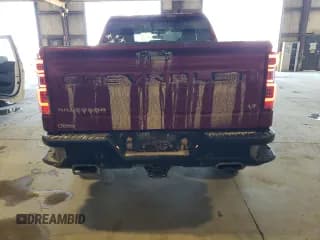 ✅ 2020 Chevrolet Silverado 1500 LT Trail Boss • VIN: 1GCPYFED7LZ277296 • Lot: 70701284. Wystawiony na Copart z przebiegiem 163 044 mil. Bezpłatny archiwum sprzedaży aukcyjnych z USA i szczegółowy raport historii pojazdu na DreamBid. Zdjęcie 6.