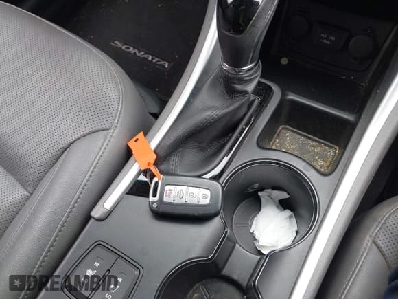 ✅ 2014 Hyundai Sonata Limited • VIN: KMHEC4A44EA106969 • Lot: 42061351. Wystawiony na IAAI z przebiegiem 25 795 mil. Bezpłatny archiwum sprzedaży aukcyjnych z USA i szczegółowy raport historii pojazdu na DreamBid. Zdjęcie 11.