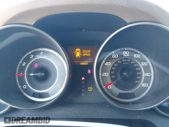 ✅ 2012 Acura MDX • VIN: 2HNYD2H21CH517018 • Lot: 42921915. Listed on IAAI with 185,823 mi. Free auction sales archive from the USA and detailed vehicle history report at DreamBid. Image 7.