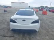 ✅ 2016 Hyundai Genesis Coupe 3.8L Base • VIN: KMHHT6KJ1GU134260 • Lot: 41948319. Wystawiony na IAAI z przebiegiem 154 259 mil. Bezpłatny archiwum sprzedaży aukcyjnych z USA i szczegółowy raport historii pojazdu na DreamBid. Zdjęcie 17.