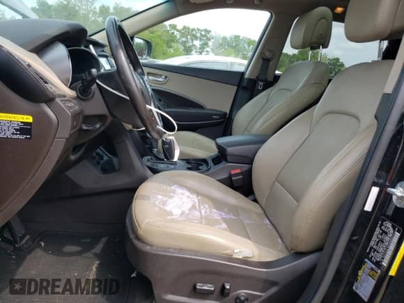 ✅ 2017 Hyundai Santa Fe 2.4L • VIN: 5XYZU3LB3HG483077 • Лот: 50133044. Опубликован ранее на Copart с пробегом 128 426 миль. Бесплатный доступ к архиву аукционных продаж из США и подробный отчёт об истории автомобиля на DreamBid. Изображение 7.