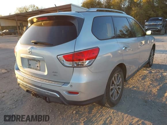 ✅ 2015 Nissan Pathfinder Platinum • VIN: 5N1AR2MM9FC666263 • Лот: 43885830. Опубликован ранее на IAAI с пробегом 171 043 миль. Бесплатный доступ к архиву аукционных продаж из США и подробный отчёт об истории автомобиля на DreamBid. Изображение 4.