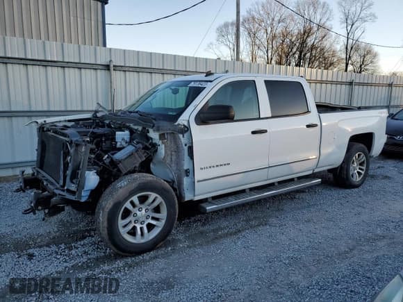 ✅ 2014 Chevrolet Silverado 1500 LT • VIN: 3GCUKREC8EG113376 • Лот: 79136423. Опубликован ранее на Copart с пробегом 129 821 миль. Бесплатный доступ к архиву аукционных продаж из США и подробный отчёт об истории автомобиля на DreamBid. Изображение 1.