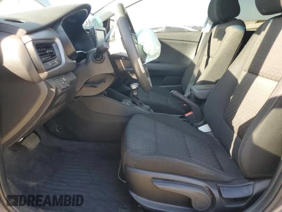 ✅ 2019 Kia Rio S • VIN: 3KPA25AB4KE213765 • Lot: 82190735. Listed on Copart with 38,314 mi. Free auction sales archive from the USA and detailed vehicle history report at DreamBid. Image 7.