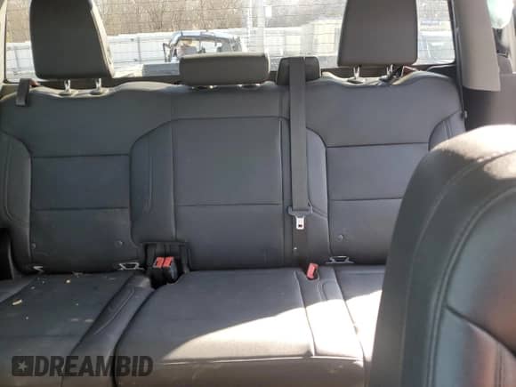 2022 Chevrolet Silverado 1500 Work Truck z VIN 2GCUDAED0N1512425, wystawiony jako Copart lot #86004394 z przebiegiem 28 649 mil mil oraz Czysty tytuł • Clean title. Historia ofert i sprzedaży dostępna na DreamBid. Obrazek 10.