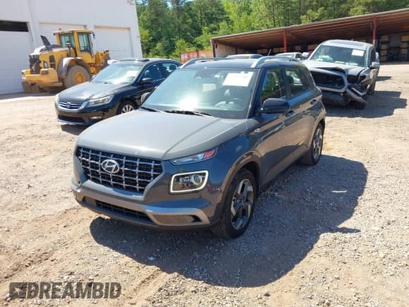 ✅ 2023 Hyundai Venue SEL • VIN: KMHRC8A37PU256494 • Lot: 39727783. Listed on IAAI with 20,170 mi. Free auction sales archive from the USA and detailed vehicle history report at DreamBid. Image 18.