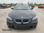 ✅ 2010 BMW 5 Series 550i • VIN: WBANW5C50ACT57345 • Лот: 52147555. Опубликован ранее на Copart с пробегом 118 863 миль. Бесплатный доступ к архиву аукционных продаж из США и подробный отчёт об истории автомобиля на DreamBid. Изображение 5.