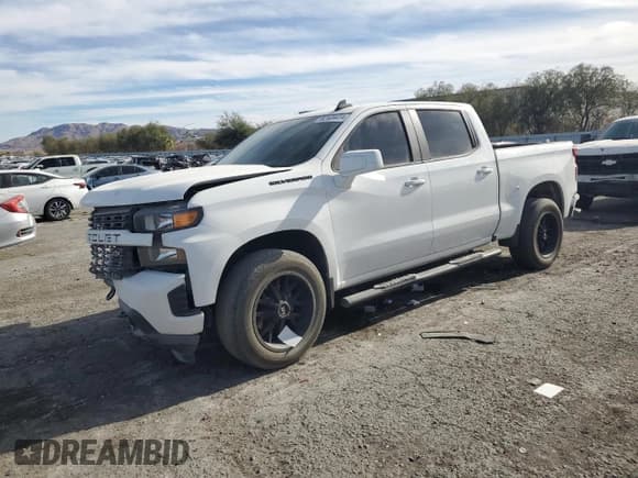 ✅ 2020 Chevrolet Silverado 1500 Custom • VIN: 1GCPWBEF2LZ144946 • Lot: 82609414. Wystawiony na Copart z przebiegiem 57 886 mil. Bezpłatny archiwum sprzedaży aukcyjnych z USA i szczegółowy raport historii pojazdu na DreamBid. Zdjęcie 1.