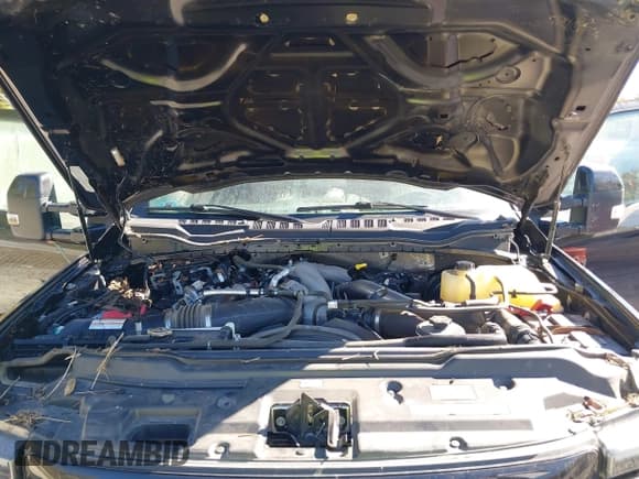 ✅ 2021 Ford F-250 XL • VIN: 1FT7W2BT1MED69541 • Lot: 40546067. Wystawiony na IAAI z przebiegiem Nie podano. Bezpłatny archiwum sprzedaży aukcyjnych z USA i szczegółowy raport historii pojazdu na DreamBid. Zdjęcie 10.