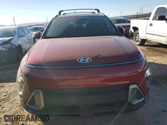 2024 Hyundai Kona SEL with VIN KM8HBCAB9RU101957, listed as a Copart auction lot 88170605 with 2,557 mi miles and Salvage title. Bid and sale history available at DreamBid. Image 5.