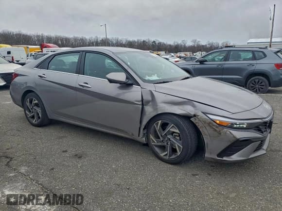 ✅ 2024 Hyundai Elantra Limited • VIN: KMHLP4DG3RU832411 • Lot: 96613805. Listed on Copart with 39,518 mi. Free auction sales archive from the USA and detailed vehicle history report at DreamBid. Image 4.