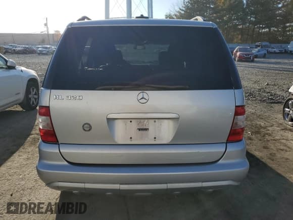 ✅ 2002 Mercedes-Benz M 320/430/500 • VIN: 4JGAB54E32A365833 • Lot: 76158434. Wystawiony na Copart z przebiegiem 175 244 mil. Bezpłatny archiwum sprzedaży aukcyjnych z USA i szczegółowy raport historii pojazdu na DreamBid. Zdjęcie 6.