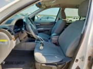 ✅ 2010 Hyundai Santa Fe GLS • VIN: 5NMSG3AB0AH398821 • Лот: 80789405. Опубликован ранее на Copart с пробегом 173 202 миль. Бесплатный доступ к архиву аукционных продаж из США и подробный отчёт об истории автомобиля на DreamBid. Изображение 7.