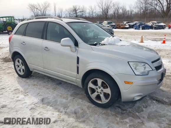✅ 2014 Chevrolet Captiva Sport LTZ • VIN: 3GNAL4EK6ES680751 • Lot: 41572545. Wystawiony na IAAI z przebiegiem 142 473 mil. Bezpłatny archiwum sprzedaży aukcyjnych z USA i szczegółowy raport historii pojazdu na DreamBid. Zdjęcie 1.