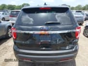 ✅ 2018 Ford Explorer • VIN: 1FM5K7B85JGB55613 • Lot: 42537143. Wystawiony na IAAI z przebiegiem 251 972 mil. Bezpłatny archiwum sprzedaży aukcyjnych z USA i szczegółowy raport historii pojazdu na DreamBid. Zdjęcie 17.