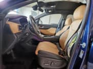 ✅ 2023 Hyundai Santa Fe Calligraphy • VIN: 5NMS54ALXPH578255 • Lot: 84755645. Wystawiony na Copart z przebiegiem 46 978 mil. Bezpłatny archiwum sprzedaży aukcyjnych z USA i szczegółowy raport historii pojazdu na DreamBid. Zdjęcie 7.