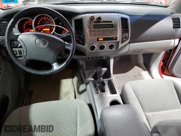 ✅ 2009 Toyota Tacoma • VIN: 5TEUU42N89Z625975 • Lot: 91177975. Listed on Copart with 152,171 mi. Free auction sales archive from the USA and detailed vehicle history report at DreamBid. Image 8.