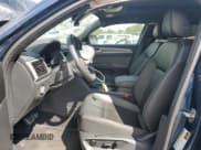 ✅ 2023 Volkswagen Atlas 2.0T SEL R-Line Black • VIN: 1V2SC2CA5PC223447 • Lot: 73005274. Wystawiony na Copart z przebiegiem 41 211 mil. Bezpłatny archiwum sprzedaży aukcyjnych z USA i szczegółowy raport historii pojazdu na DreamBid. Zdjęcie 7.