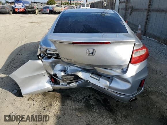 ✅ 2015 Honda Accord EX • VIN: 1HGCT1B76FA007527 • Лот: 81796375. Опубликован ранее на Copart с пробегом 113 961 миль. Бесплатный доступ к архиву аукционных продаж из США и подробный отчёт об истории автомобиля на DreamBid. Изображение 6.