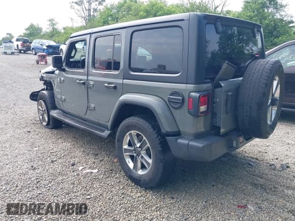 ✅ 2022 Jeep Wrangler Unlimited Sahara • VIN: 1C4HJXEN2NW239826 • Lot: 42497327. Listed on IAAI with 36,754 mi. Free auction sales archive from the USA and detailed vehicle history report at DreamBid. Image 3.