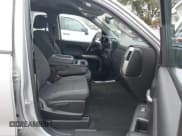 ✅ 2018 Chevrolet Silverado 1500 LT • VIN: 2GCVKREC8J1100473 • Lot: 43497902. Wystawiony na IAAI z przebiegiem 123 709 mil. Bezpłatny archiwum sprzedaży aukcyjnych z USA i szczegółowy raport historii pojazdu na DreamBid. Zdjęcie 5.