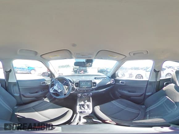 ✅ 2021 Hyundai Venue SEL • VIN: KMHRC8A34MU099521 • Lot: 89340975. Wystawiony na Copart z przebiegiem 77 439 mil. Bezpłatny archiwum sprzedaży aukcyjnych z USA i szczegółowy raport historii pojazdu na DreamBid. Zdjęcie 14.