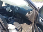 ✅ 2013 Nissan Pathfinder SV • VIN: 5N1AR2MM0DC655505 • Lot: 41998988. Listed on IAAI with 140,512 mi. Free auction sales archive from the USA and detailed vehicle history report at DreamBid. Image 5.