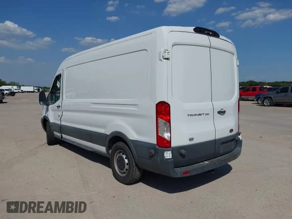 ✅ 2018 Ford Transit • VIN: 1FTYR2CM9JKA15458 • Lot: 42813736. Listed on IAAI with 127,276 mi. Free auction sales archive from the USA and detailed vehicle history report at DreamBid. Image 3.