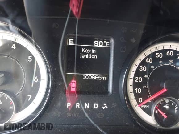 2018 Ram 1500 Express z VIN 1C6RR7KG3JS339414, wystawiony jako IAAI lot #43356346 z przebiegiem 100 865 mil mil oraz . Historia ofert i sprzedaży dostępna na DreamBid. Obrazek 15.