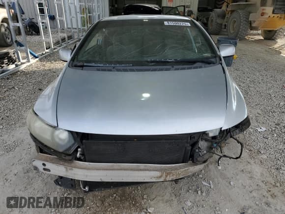 ✅ 2009 Honda Civic LX • VIN: 2HGFG12639H506980 • Lot: 91590225. Wystawiony na Copart z przebiegiem 82 219 mil. Bezpłatny archiwum sprzedaży aukcyjnych z USA i szczegółowy raport historii pojazdu na DreamBid. Zdjęcie 5.