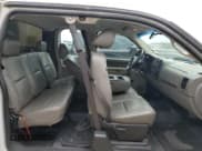 ✅ 2011 GMC Sierra 1500 • VIN: 1GTR1TEA2BZ353281 • Lot: 50753155. Wystawiony na Copart z przebiegiem 231 071 mil. Bezpłatny archiwum sprzedaży aukcyjnych z USA i szczegółowy raport historii pojazdu na DreamBid. Zdjęcie 10.