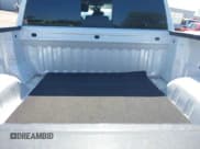 ✅ 2019 Chevrolet Silverado 1500 LT Trail Boss • VIN: 1GCPYFED0KZ349292 • Lot: 42694395. Wystawiony na IAAI z przebiegiem 118 377 mil. Bezpłatny archiwum sprzedaży aukcyjnych z USA i szczegółowy raport historii pojazdu na DreamBid. Zdjęcie 17.