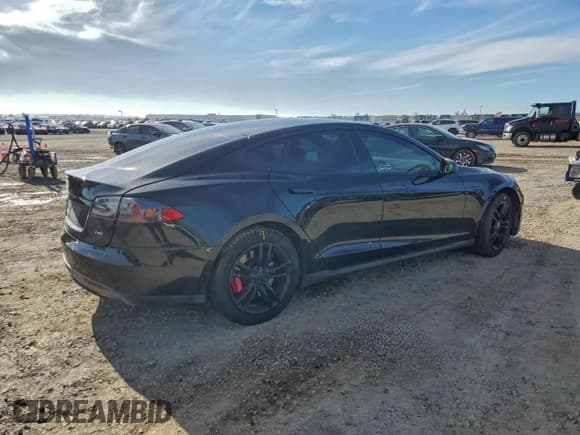 ✅ 2014 Tesla Model S 60 • VIN: 5YJSA1H11EFP49505 • Лот: 93864535. Опубликован ранее на Copart с пробегом 158 146 миль. Бесплатный доступ к архиву аукционных продаж из США и подробный отчёт об истории автомобиля на DreamBid. Изображение 3.