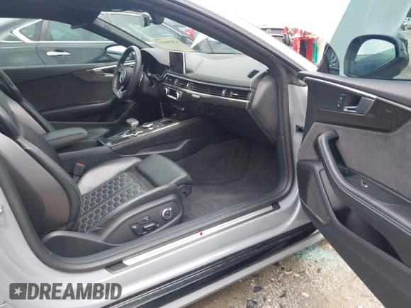 ✅ 2019 Audi RS 5 • VIN: WUAPWAF52KA901456 • Lot: 42694087. Listed on IAAI with 42,120 mi. Free auction sales archive from the USA and detailed vehicle history report at DreamBid. Image 5.