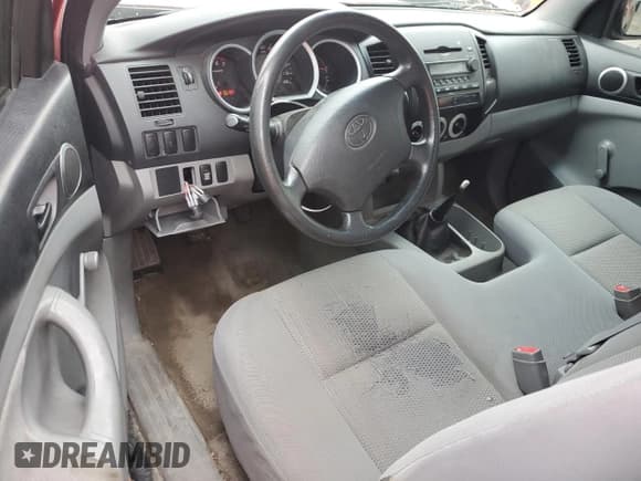 ✅ 2008 Toyota Tacoma • VIN: 5TEPX42N78Z498106 • Lot: 65584855. Wystawiony na Copart z przebiegiem 151 126 mil. Bezpłatny archiwum sprzedaży aukcyjnych z USA i szczegółowy raport historii pojazdu na DreamBid. Zdjęcie 8.