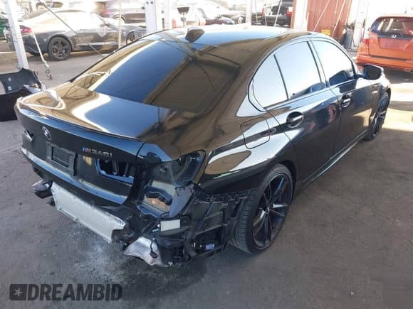 ✅ 2020 BMW 3 Series M340i • VIN: 3MW5U7J00L8B45533 • Lot: 43578053. Wystawiony na IAAI z przebiegiem 41 643 mil. Bezpłatny archiwum sprzedaży aukcyjnych z USA i szczegółowy raport historii pojazdu na DreamBid. Zdjęcie 4.