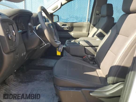 ✅ 2024 Chevrolet Silverado 1500 Work Truck • VIN: 1GCPAAEKXRZ158995 • Lot: 46082605. Wystawiony na Copart z przebiegiem 14 781 mil. Bezpłatny archiwum sprzedaży aukcyjnych z USA i szczegółowy raport historii pojazdu na DreamBid. Zdjęcie 7.