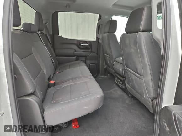 ✅ 2019 Chevrolet Silverado 1500 LT • VIN: 1GCUYDED5KZ291302 • Lot: 95245285. Wystawiony na Copart z przebiegiem 173 380 mil. Bezpłatny archiwum sprzedaży aukcyjnych z USA i szczegółowy raport historii pojazdu na DreamBid. Zdjęcie 10.