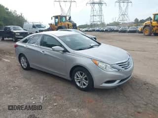 2012 Hyundai Sonata GLS с VIN 5NPEB4AC8CH348801, выставлен на аукционе IAAI как лот 43328407 с пробегом 47 367 миль миль и . История ставок и продаж доступна на DreamBid. Изображение 1.