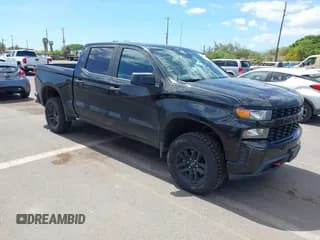 ✅ 2020 Chevrolet Silverado 1500 Custom Trail Boss • VIN: 1GCPYCEF2LZ115978 • Lot: 42909267. Wystawiony na IAAI z przebiegiem 105 348 mil. Bezpłatny archiwum sprzedaży aukcyjnych z USA i szczegółowy raport historii pojazdu na DreamBid. Zdjęcie 1.