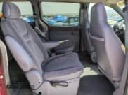 ✅ 2000 Dodge Caravan SE • VIN: 1B4GP44G9YB733864 • Lot: 67835925. Listed on Copart with 153,322 mi. Free auction sales archive from the USA and detailed vehicle history report at DreamBid. Image 10.