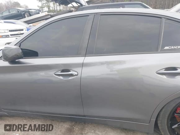 ✅ 2018 Infiniti Q50 Luxe • VIN: JN1EV7AP2JM355468 • Лот: 41783052. Опубликован ранее на IAAI с пробегом 101 486 миль. Бесплатный доступ к архиву аукционных продаж из США и подробный отчёт об истории автомобиля на DreamBid. Изображение 15.