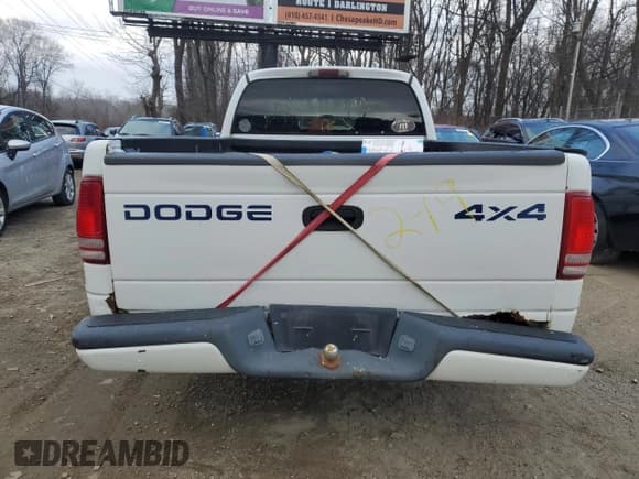 ✅ 2000 Dodge Dakota Sport • VIN: 1B7GG22N0YS754420 • Лот: 46234915. Опубликован ранее на Copart с пробегом 236 355 миль. Бесплатный доступ к архиву аукционных продаж из США и подробный отчёт об истории автомобиля на DreamBid. Изображение 6.