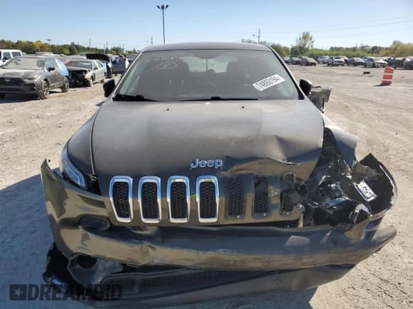 ✅ 2015 Jeep Cherokee Sport • VIN: 1C4PJMAB0FW708788 • Lot: 74893194. Wystawiony na Copart z przebiegiem 143 877 mil. Bezpłatny archiwum sprzedaży aukcyjnych z USA i szczegółowy raport historii pojazdu na DreamBid. Zdjęcie 5.
