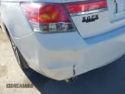 ✅ 2012 Honda Accord EX-L • VIN: 1HGCP3F88CA039989 • Lot: 43556547. Wystawiony na IAAI z przebiegiem 194 837 mil. Bezpłatny archiwum sprzedaży aukcyjnych z USA i szczegółowy raport historii pojazdu na DreamBid. Zdjęcie 6.